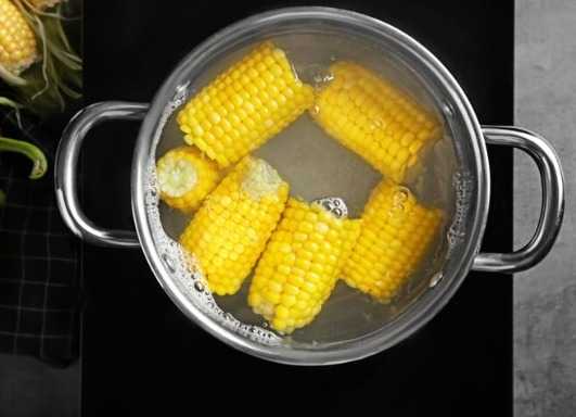 Jangan Dibuang! Ada Manfaat Bagi Kesehatan Dibalik Air Rebusan Jagung